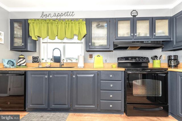 12 COASTAL DR, Berlin, MD 21811