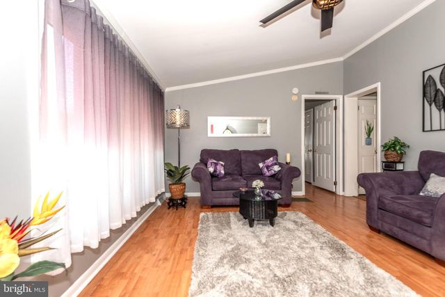 12 COASTAL DR, Berlin, MD 21811