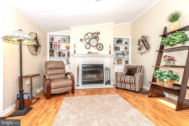 12 COASTAL DR, Berlin, MD 21811