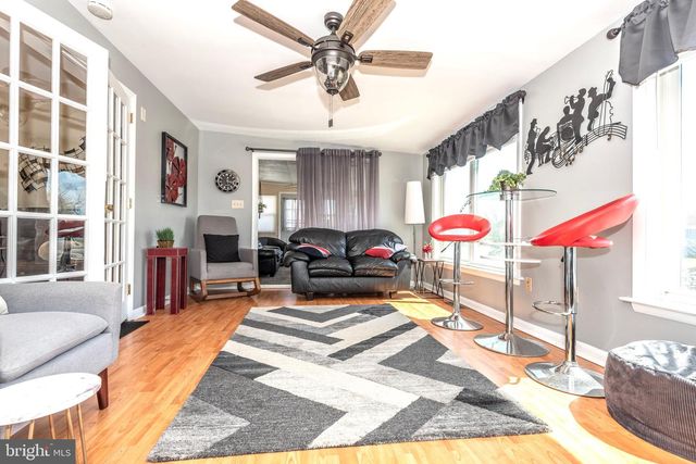 12 COASTAL DR, Berlin, MD 21811