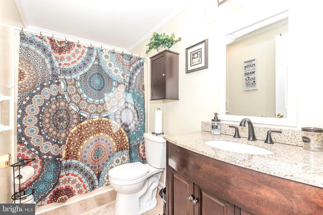 12 COASTAL DR, Berlin, MD 21811