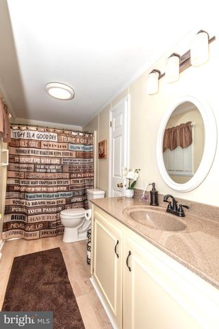 12 COASTAL DR, Berlin, MD 21811