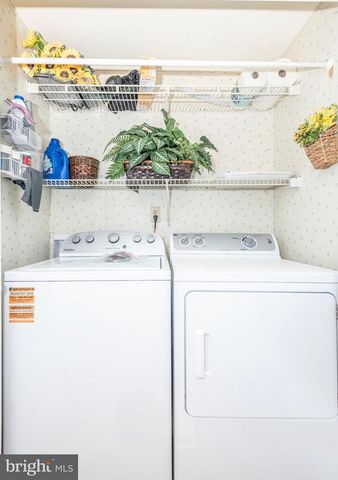 12 COASTAL DR, Berlin, MD 21811