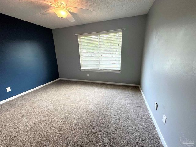 5932 Schofield Dr, Pensacola, FL 32506