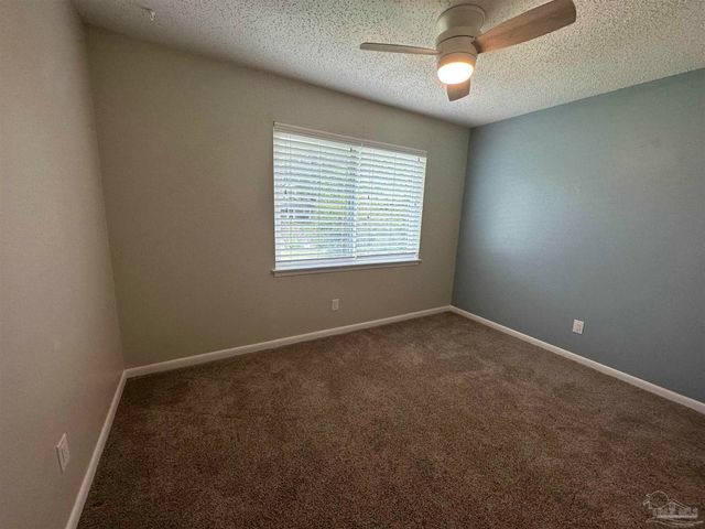 5932 Schofield Dr, Pensacola, FL 32506