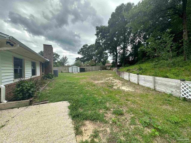 5932 Schofield Dr, Pensacola, FL 32506