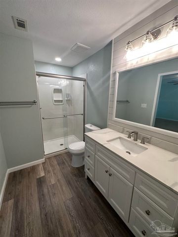 5932 Schofield Dr, Pensacola, FL 32506