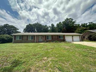 5932 Schofield Dr, Pensacola, FL 32506