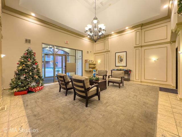 8400 Callie Avenue 312, Morton Grove, IL 60053