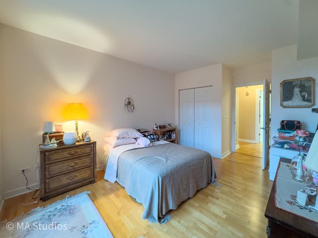 8400 Callie Avenue 312, Morton Grove, IL 60053