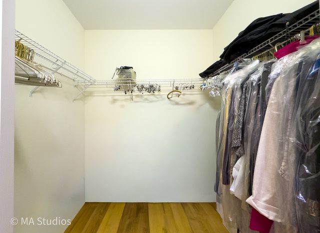 8400 Callie Avenue 312, Morton Grove, IL 60053