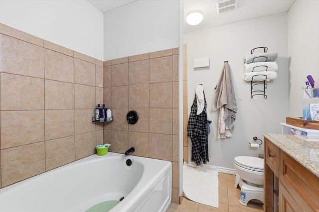 205 Comanche Trail, Krum, TX 76249