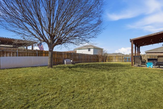 205 Comanche Trail, Krum, TX 76249