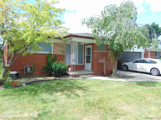 26241 Newport Avenue, Warren, MI 48089