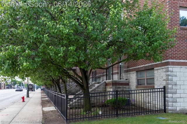 7645 Woodward Avenue 70, Detroit, MI 48202