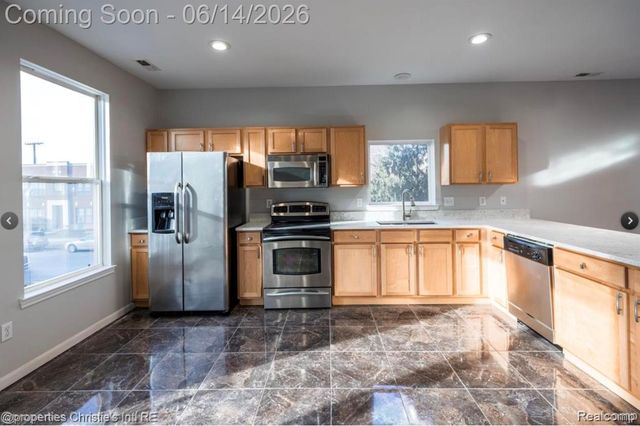 7645 Woodward Avenue 70, Detroit, MI 48202
