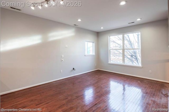 7645 Woodward Avenue 70, Detroit, MI 48202