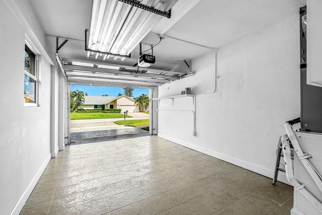 530 Heron Drive, Delray Beach, FL 33444