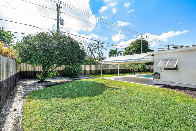 530 Heron Drive, Delray Beach, FL 33444