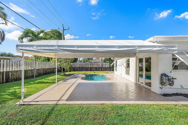 530 Heron Drive, Delray Beach, FL 33444