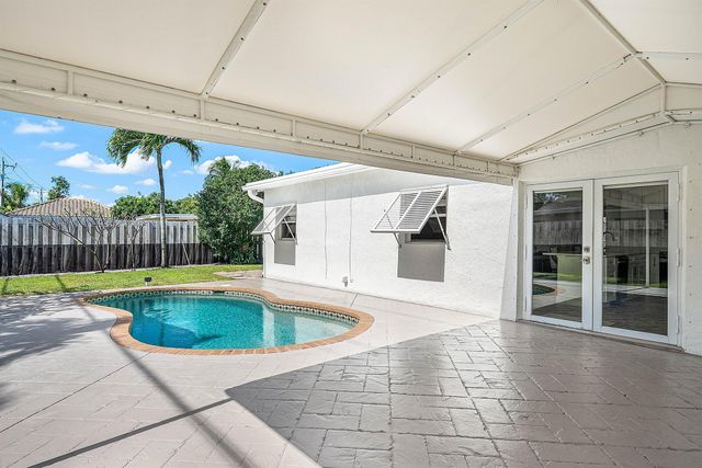 530 Heron Drive, Delray Beach, FL 33444