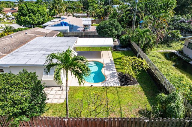 530 Heron Drive, Delray Beach, FL 33444