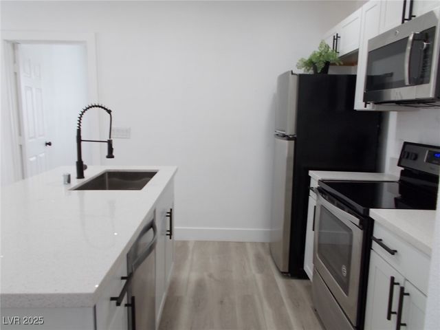 532 North 9th Street C, Las Vegas, NV 89101