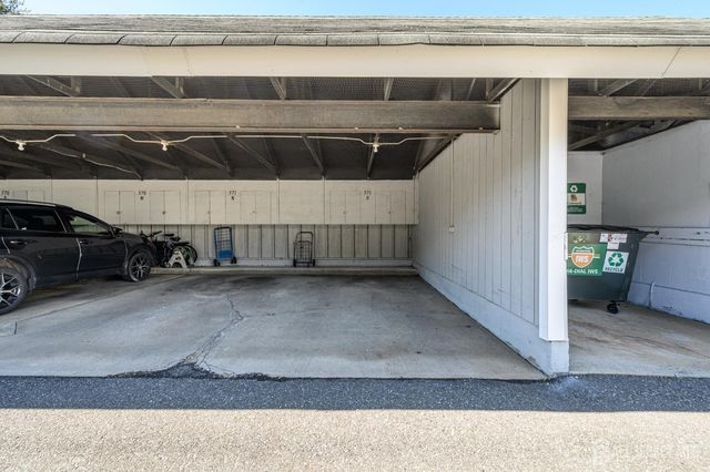 571-B Westport Lane, Monroe, NJ 08831