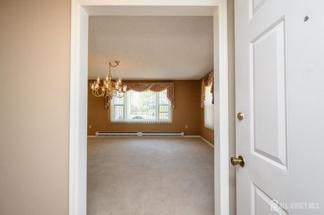 571-B Westport Lane, Monroe, NJ 08831