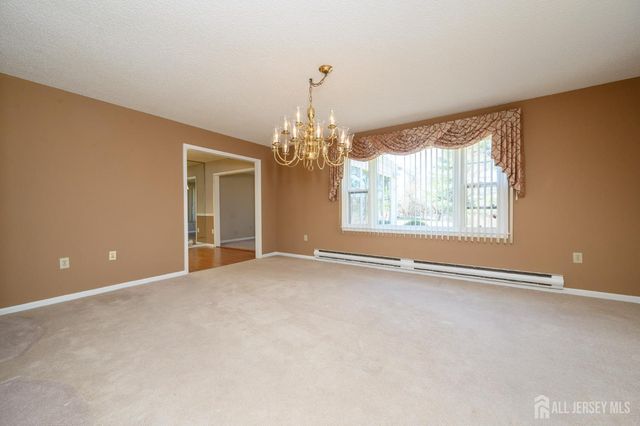 571-B Westport Lane, Monroe, NJ 08831