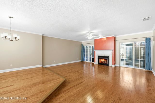 5215 SAN JOSE Boulevard 103, Jacksonville, FL 32207