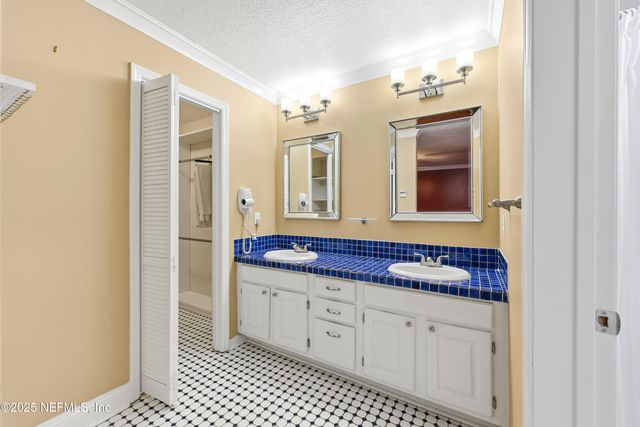 5215 SAN JOSE Boulevard 103, Jacksonville, FL 32207