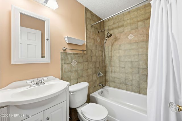 5215 SAN JOSE Boulevard 103, Jacksonville, FL 32207