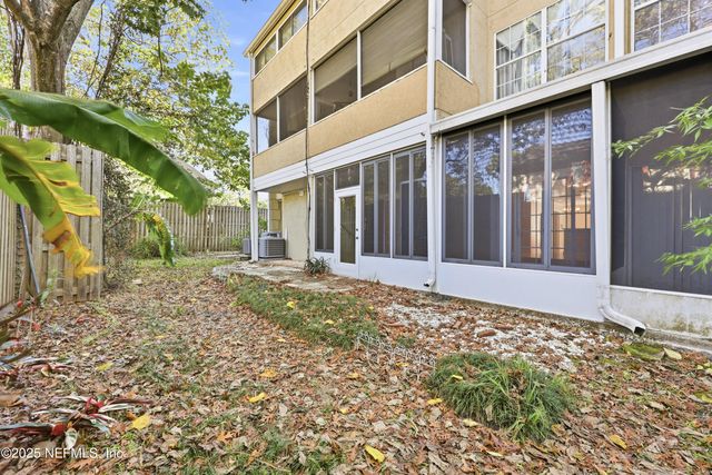 5215 SAN JOSE Boulevard 103, Jacksonville, FL 32207