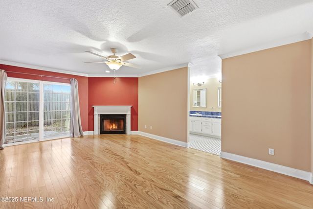 5215 SAN JOSE Boulevard 103, Jacksonville, FL 32207