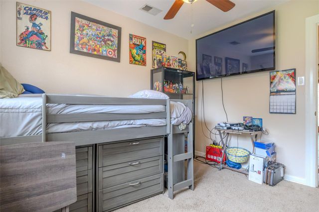 625 S Remington Drive, Angleton, TX 77515