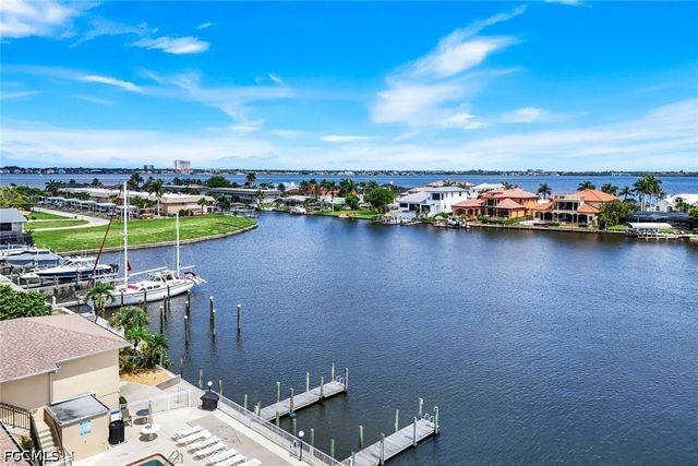1714 Bikini CT 103, Cape Coral, FL 33904