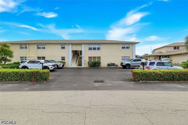 1714 Bikini CT 103, Cape Coral, FL 33904