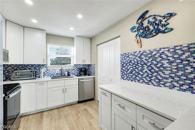1714 Bikini CT 103, Cape Coral, FL 33904