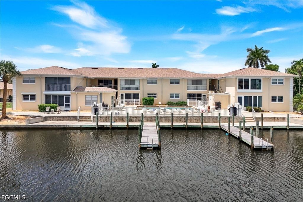 1714 Bikini CT 103, Cape Coral, FL 33904
