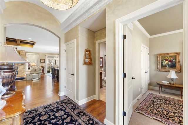 16576 S Summertree Lane, Olathe, KS 66062