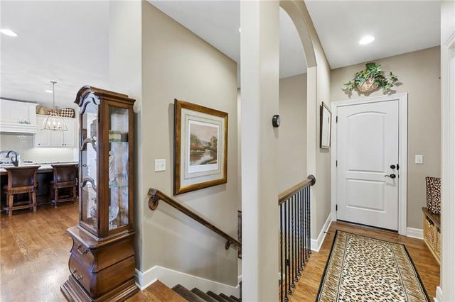 16576 S Summertree Lane, Olathe, KS 66062