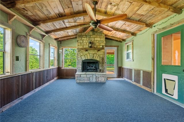 4038 Hickenbottom Road, Harrison, AR 72601