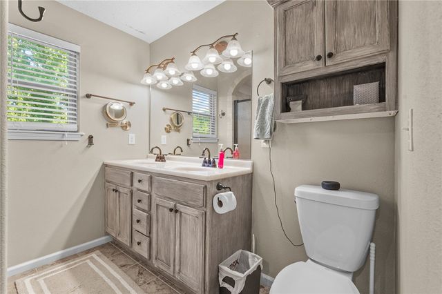 4038 Hickenbottom Road, Harrison, AR 72601