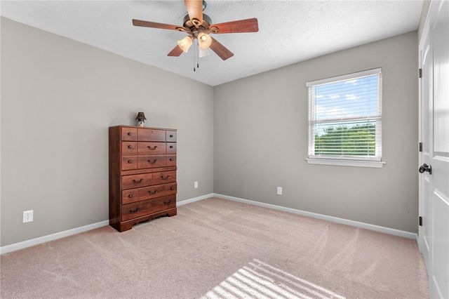 4038 Hickenbottom Road, Harrison, AR 72601
