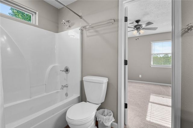 4038 Hickenbottom Road, Harrison, AR 72601