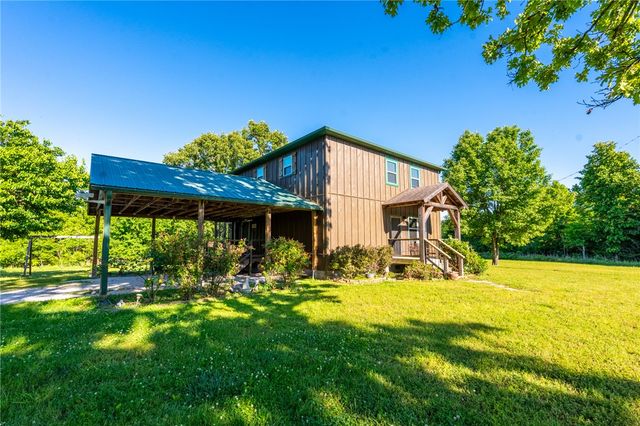 4038 Hickenbottom Road, Harrison, AR 72601