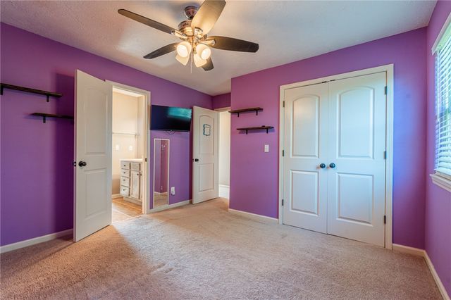 4038 Hickenbottom Road, Harrison, AR 72601