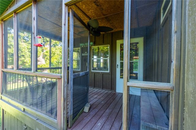 4038 Hickenbottom Road, Harrison, AR 72601