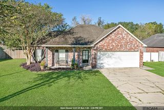 16369 W Great Oak Ct, Prairieville, LA 70769